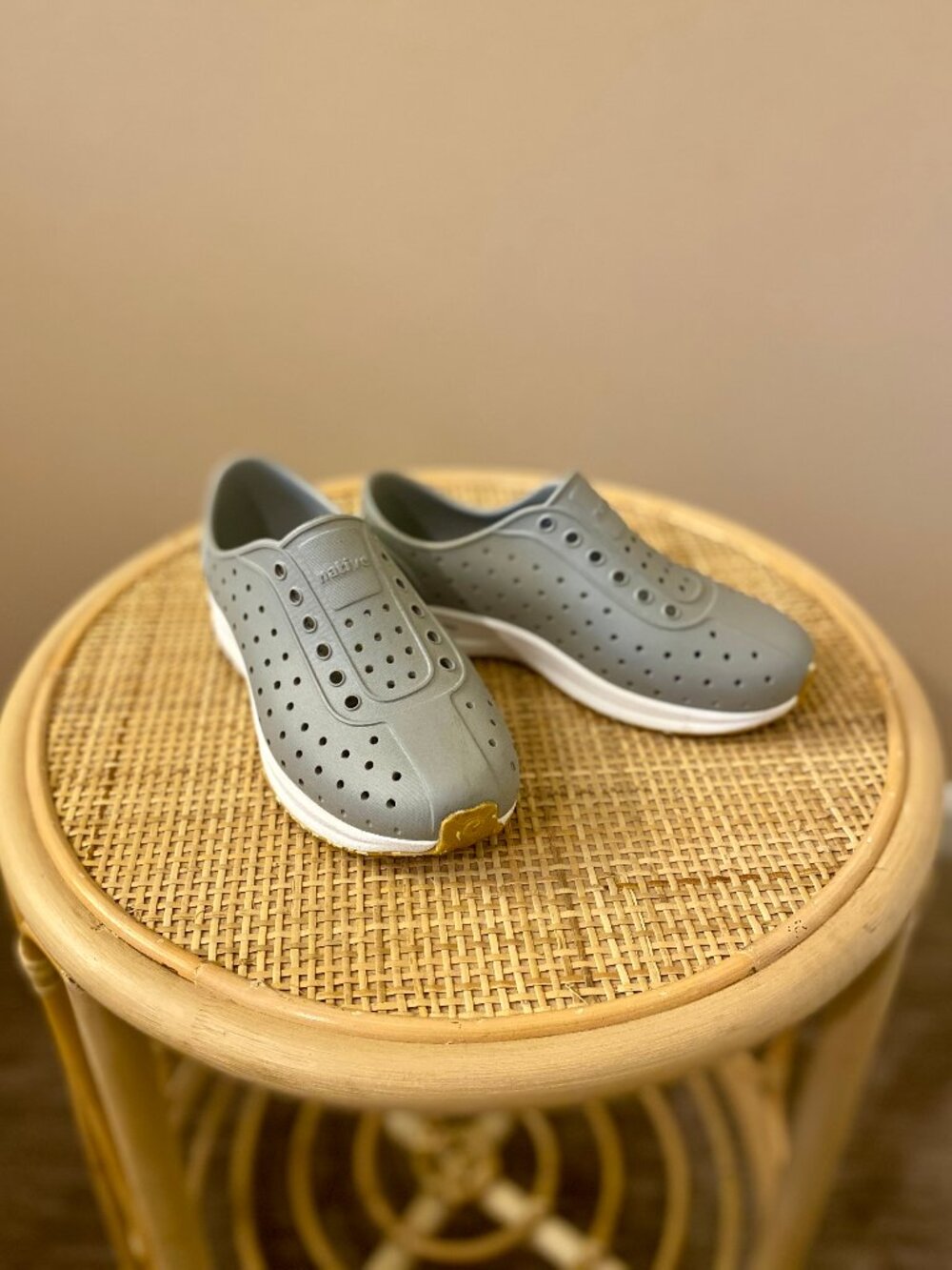 Grey Native Robbie Sugarlite Kids Size 13